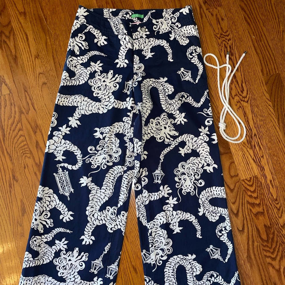 Lilly Pulitzer straight leg dragon print pant